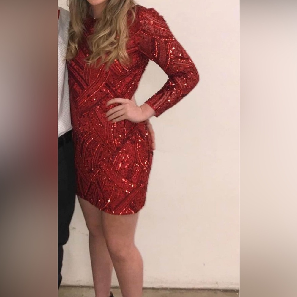Red sequin hoco dress Ashley Lauren 4122